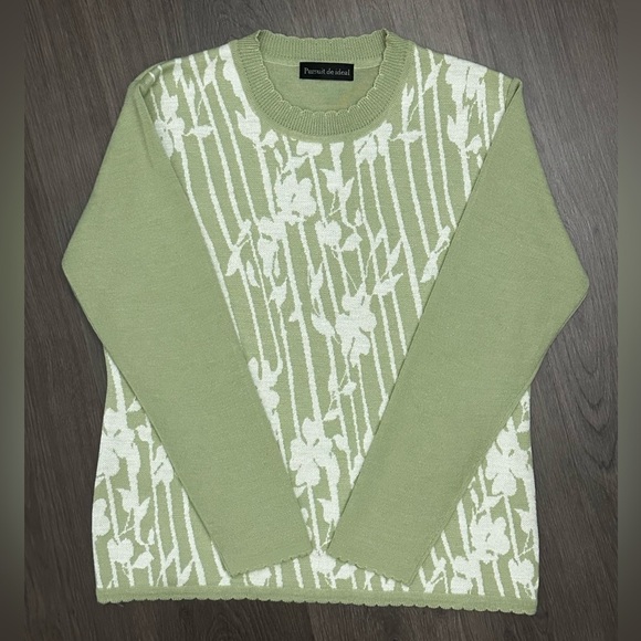 Pursuit de Ideal Sweaters - Mint  Green Floral Knit Sweater